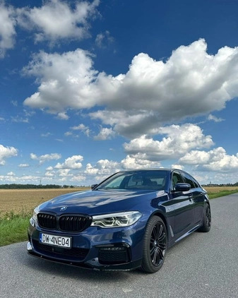 BMW Seria 5 cena 159900 przebieg: 161000, rok produkcji 2018 z Brzeg małe 154